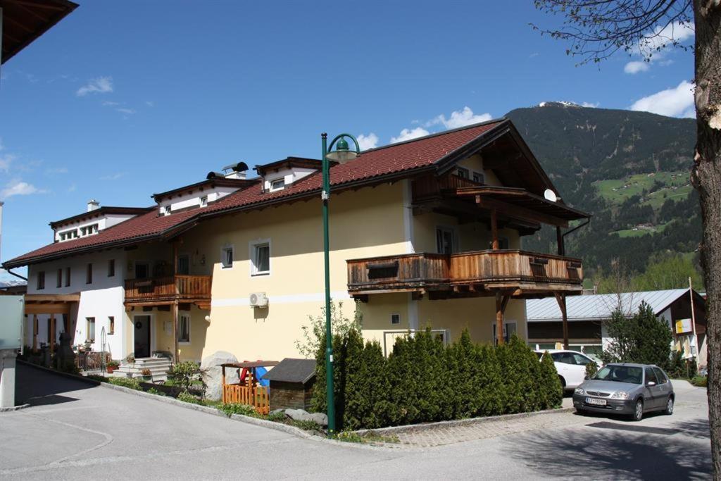 Ferienwohnungen Schiestl Kaltenbach Exterior photo